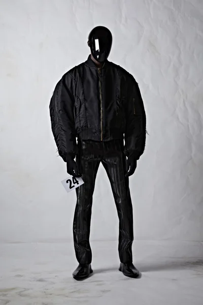Look 24